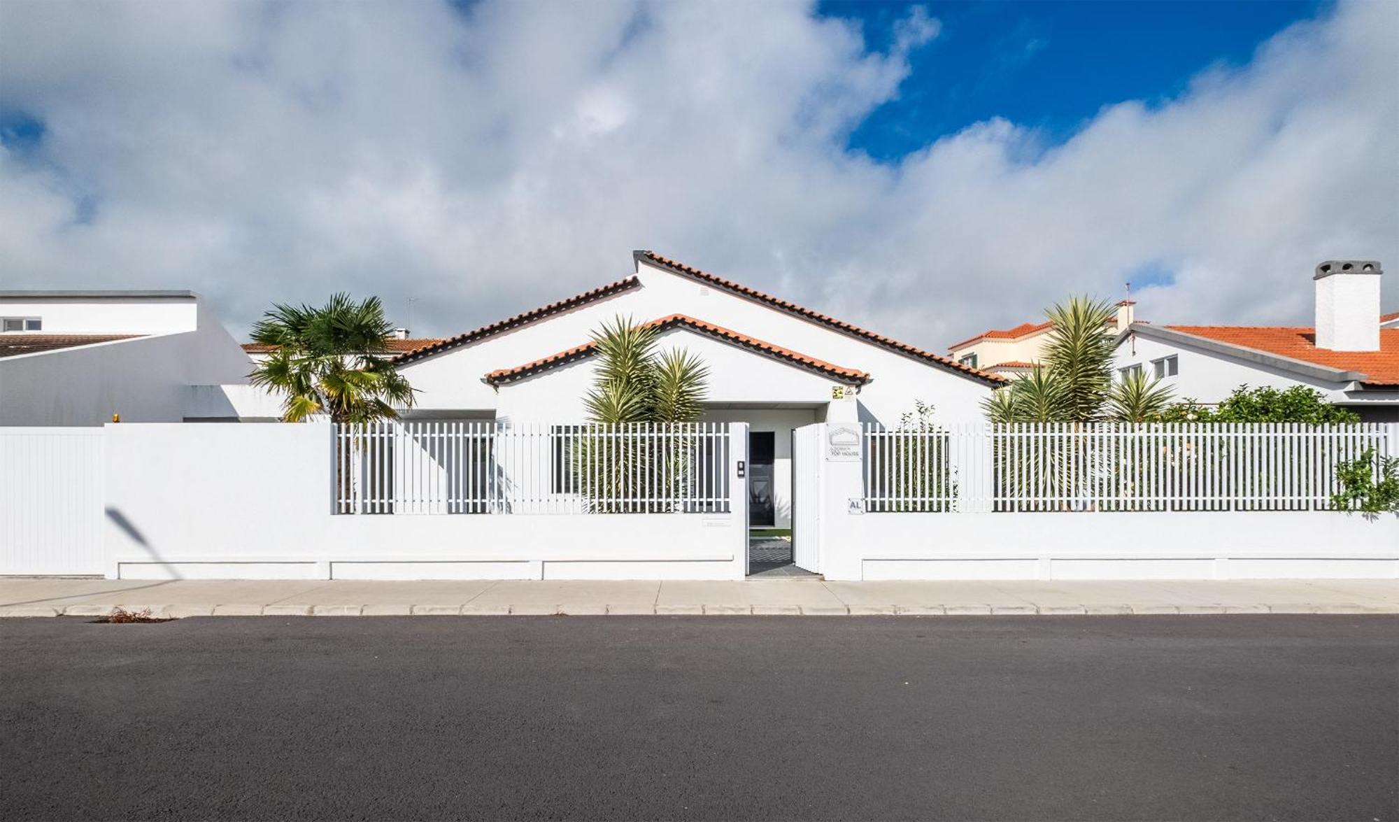 Azores Top House // Luxury And New House Понта-Делгада Экстерьер фото